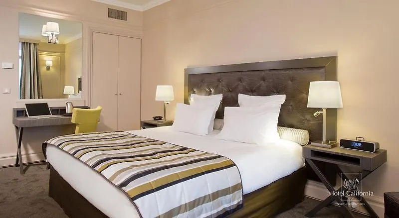 **** Hotel Hôtel California Champs Elysées Paris France