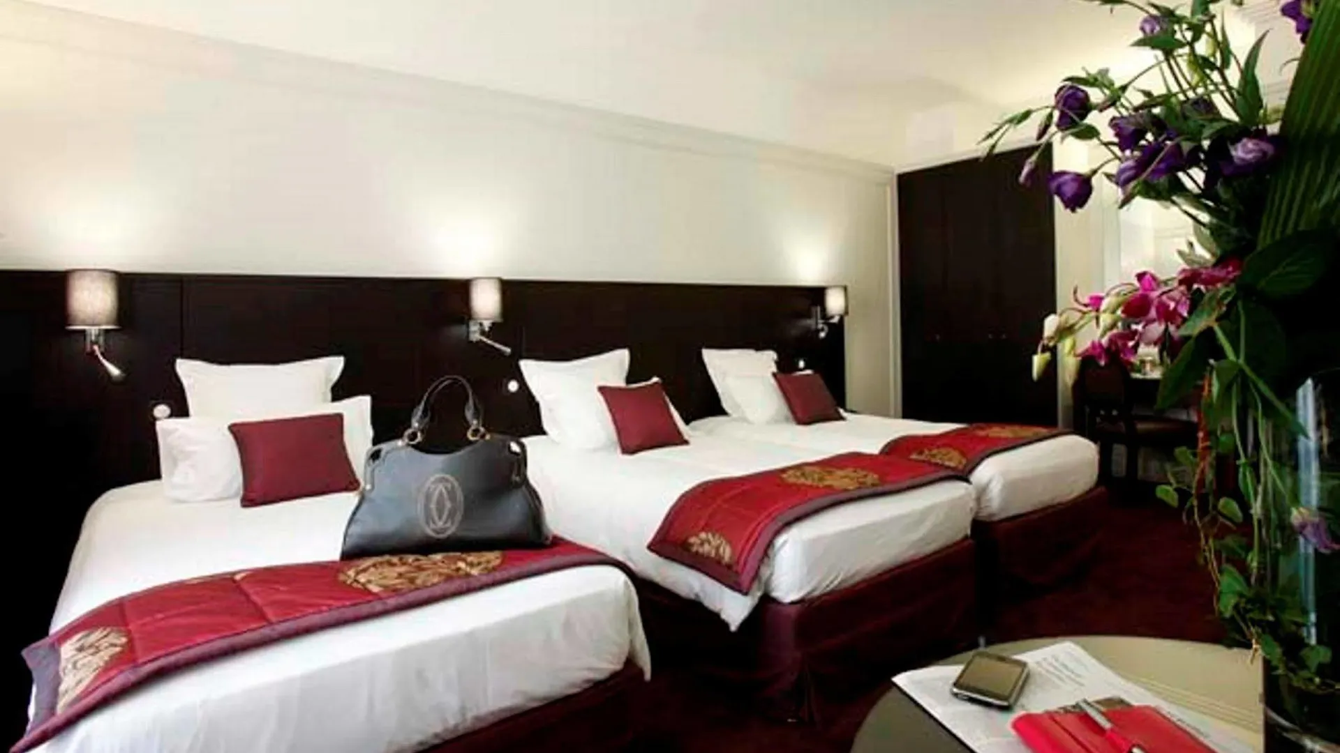 **** Hotel Hôtel California Champs Elysées Parigi Francia