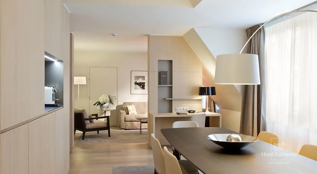 Hôtel California Champs Elysées Parigi 4*,